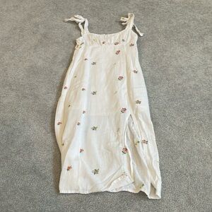 Bridgerton x Stradivarius Floral Dress
